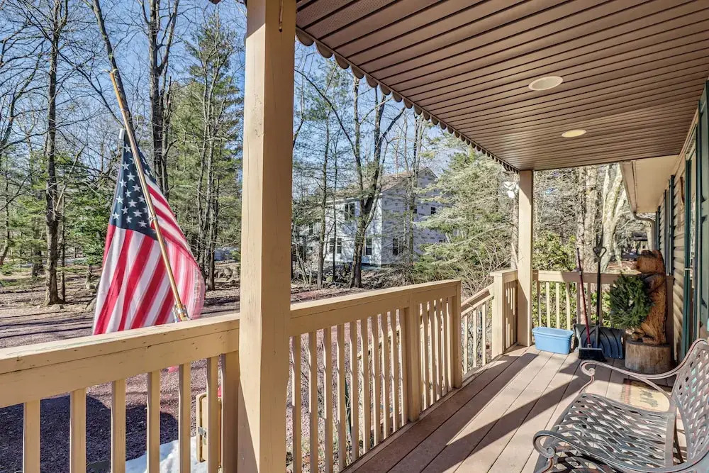 3 Mi to Big Boulder Mtn! Poconos Home w/ Game Room