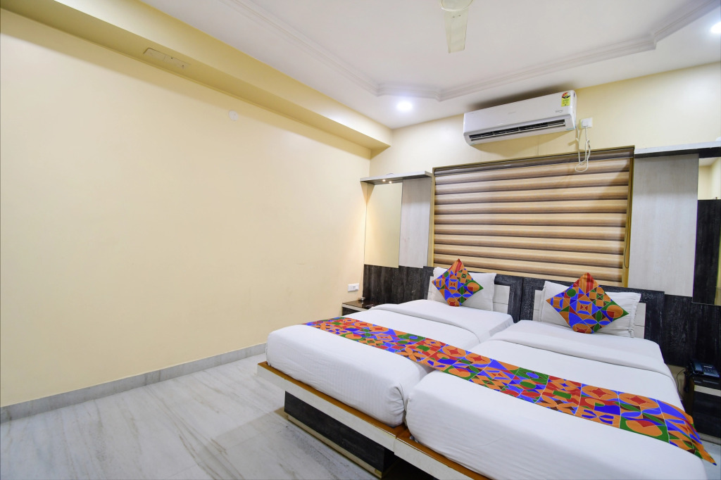 FabHotel Town Inn