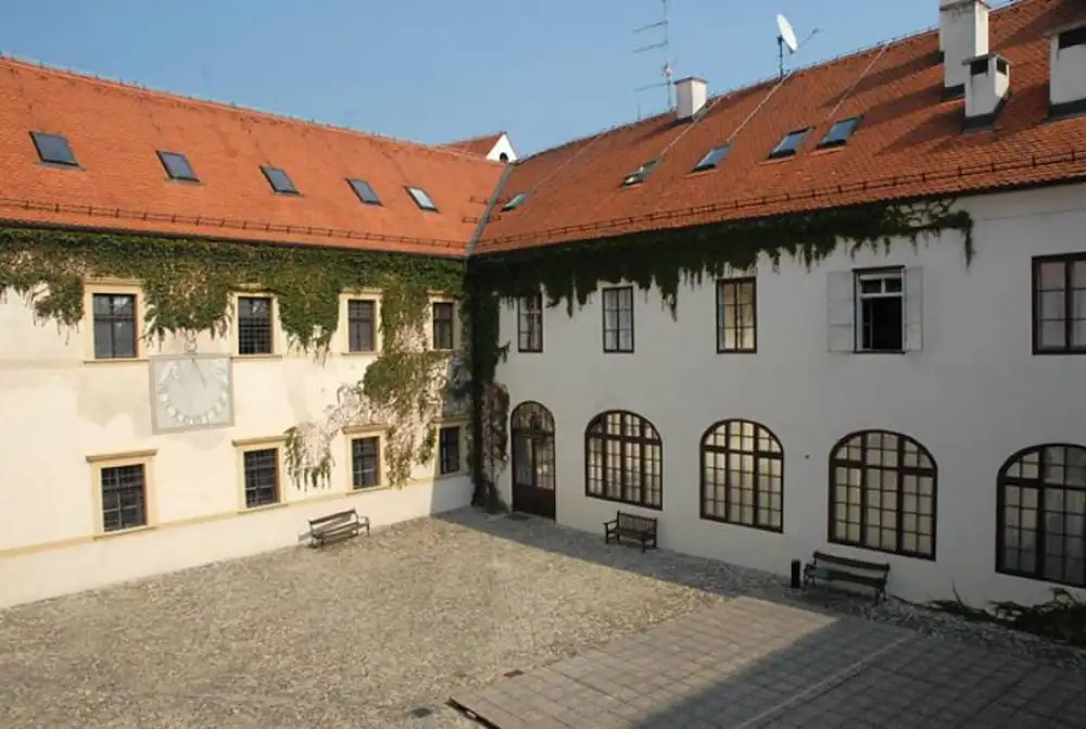 Hotel Republika