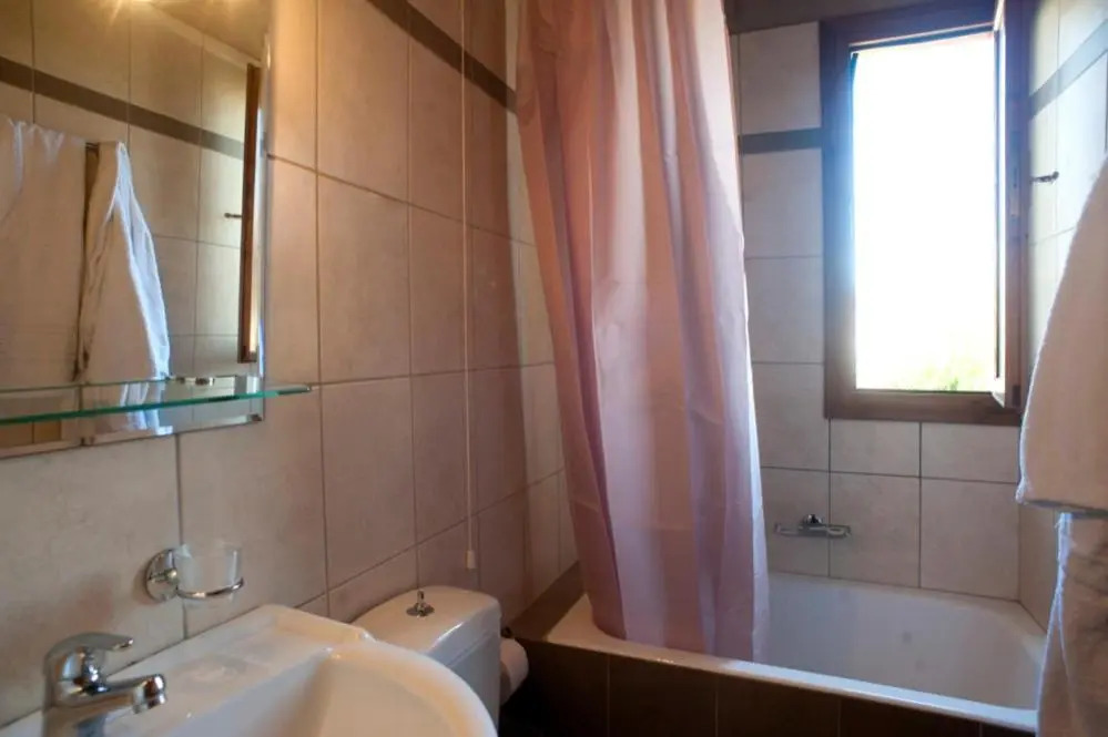 Skourgias Rooms