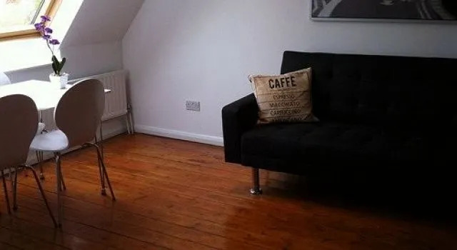White City Apartment