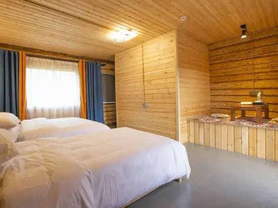 Hemu Huatian Mountain Villa