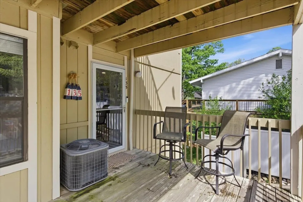 Lakeview Retreat Near Margaritaville
