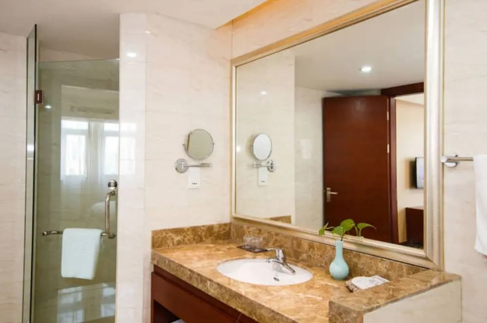 Lanchen Hotel