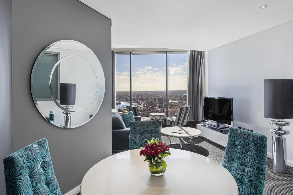 Meriton Suites World Tower, Sydney