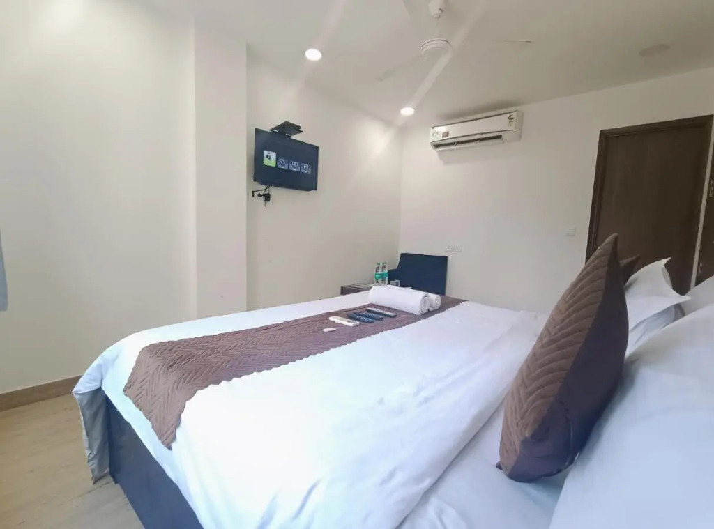 Mauryan Elite Hotel @ Devli Khanpur