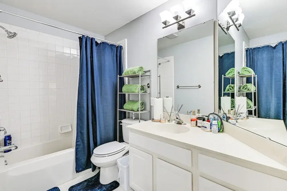1/2 Mi to Bank of America Stadium: Uptown Condo!