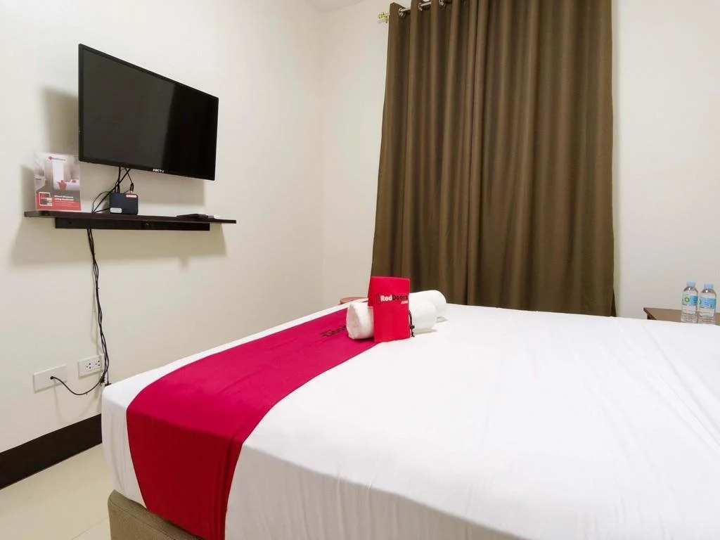 C Plaza Residences by RedDoorz