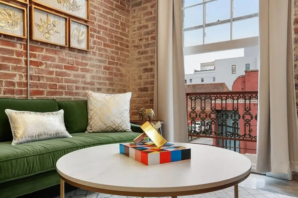 1br/1ba w/ Exposed-brick Apt in DT Nola by Domio