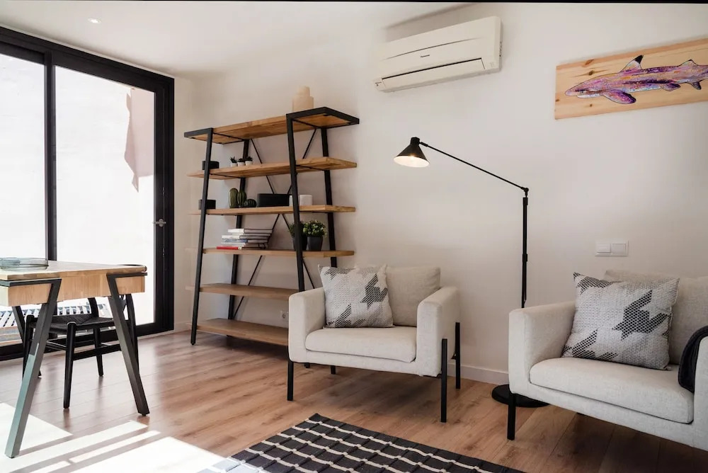 Petit Luxe Tobella Esquerra