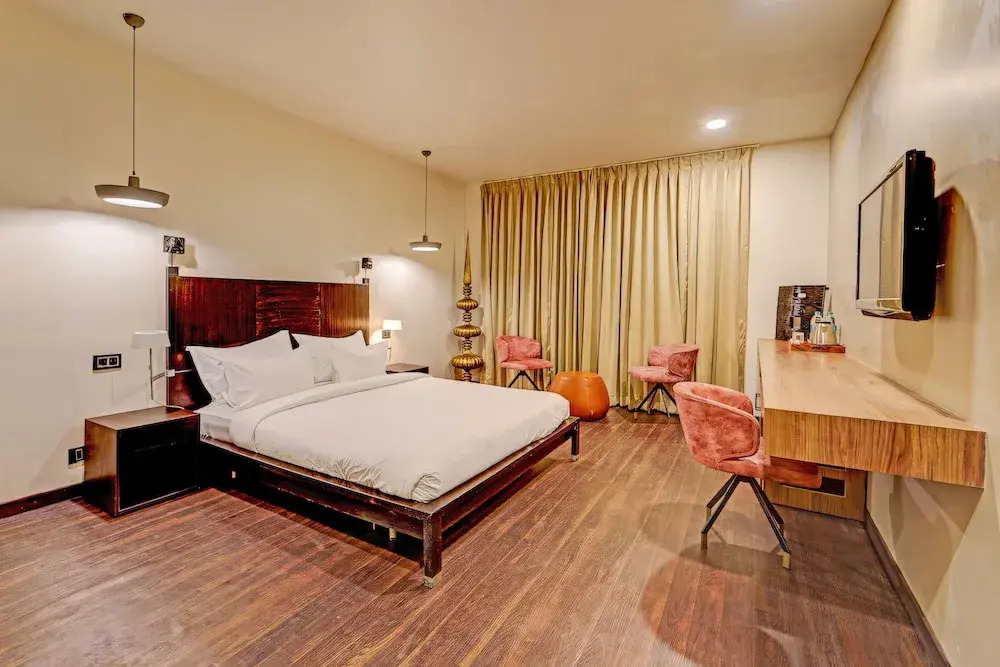 RG Suites Slate
