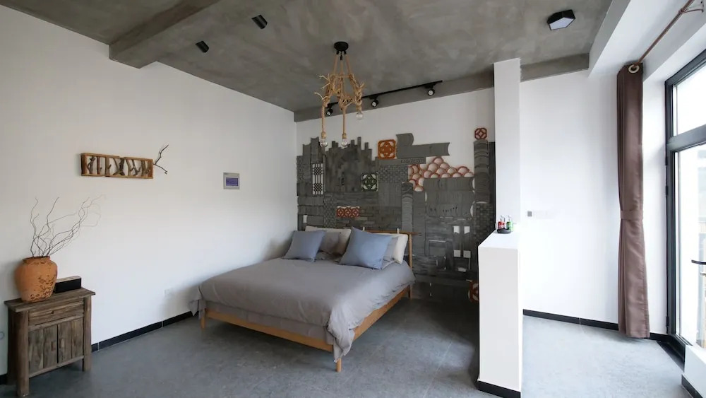 Jian Kou Great Wall. Simple Garden House