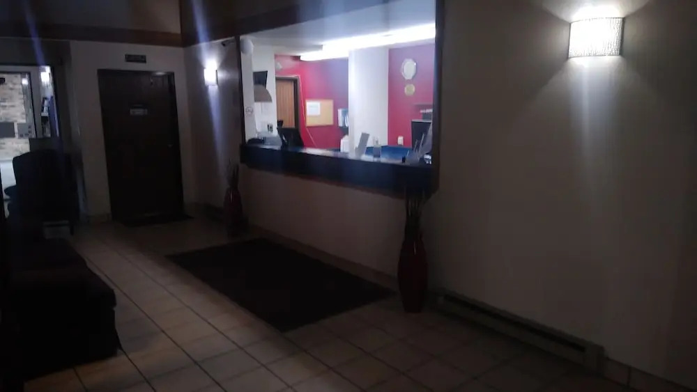 Super 8 Wautoma