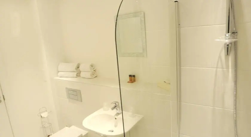 Premier Apartments London
