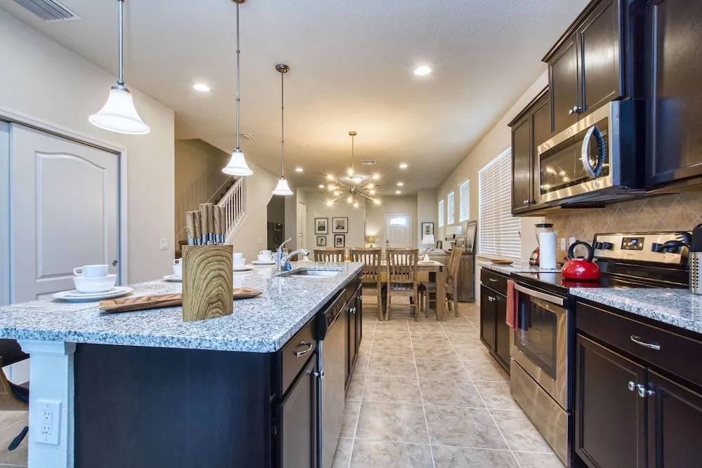 Windsor at Westside - 1820 Gobi Drive