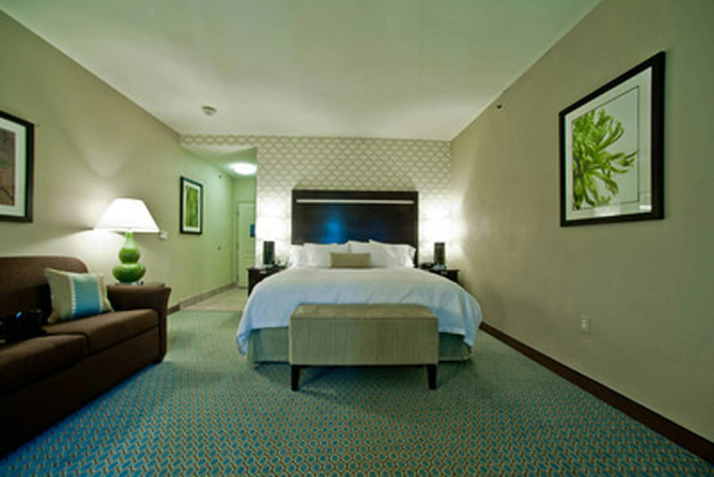 Hampton Inn & Suites Denison