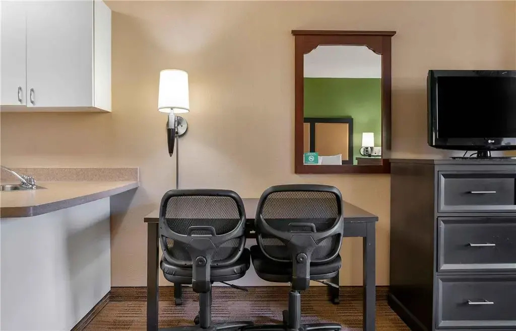 Extended Stay America Select Suites - Detroit - Roseville