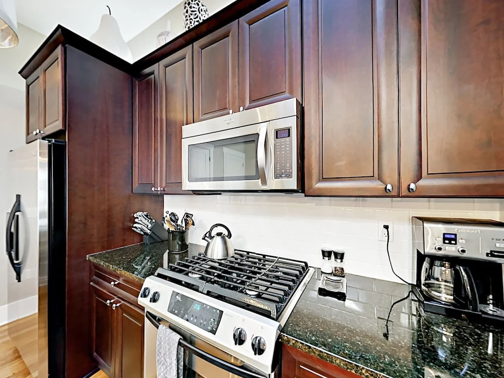 Church Street #201 - 1 Br Apts
