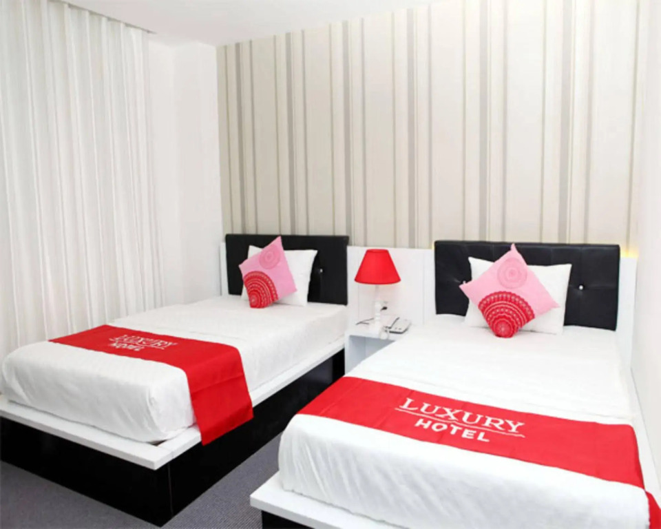 Luxury Hotel