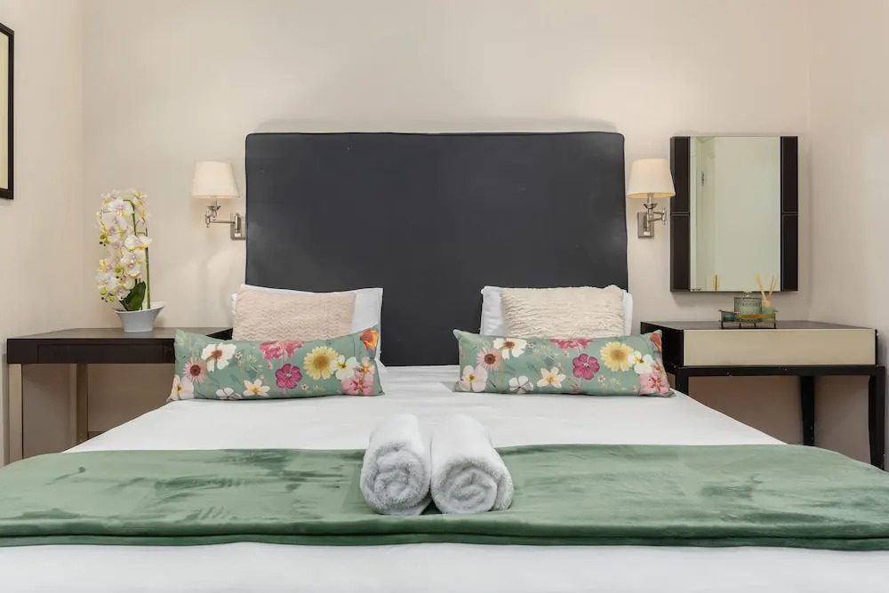 Cape Royale Luxury Apartments by Stay In Luxury