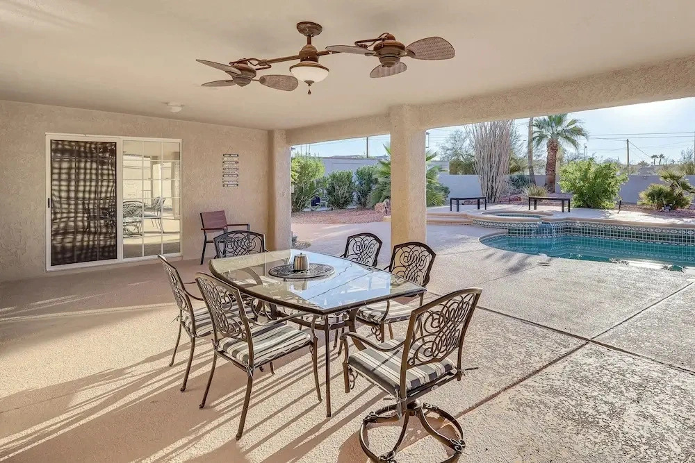 Private Pool, Spa! Updated Home Near London Bridge