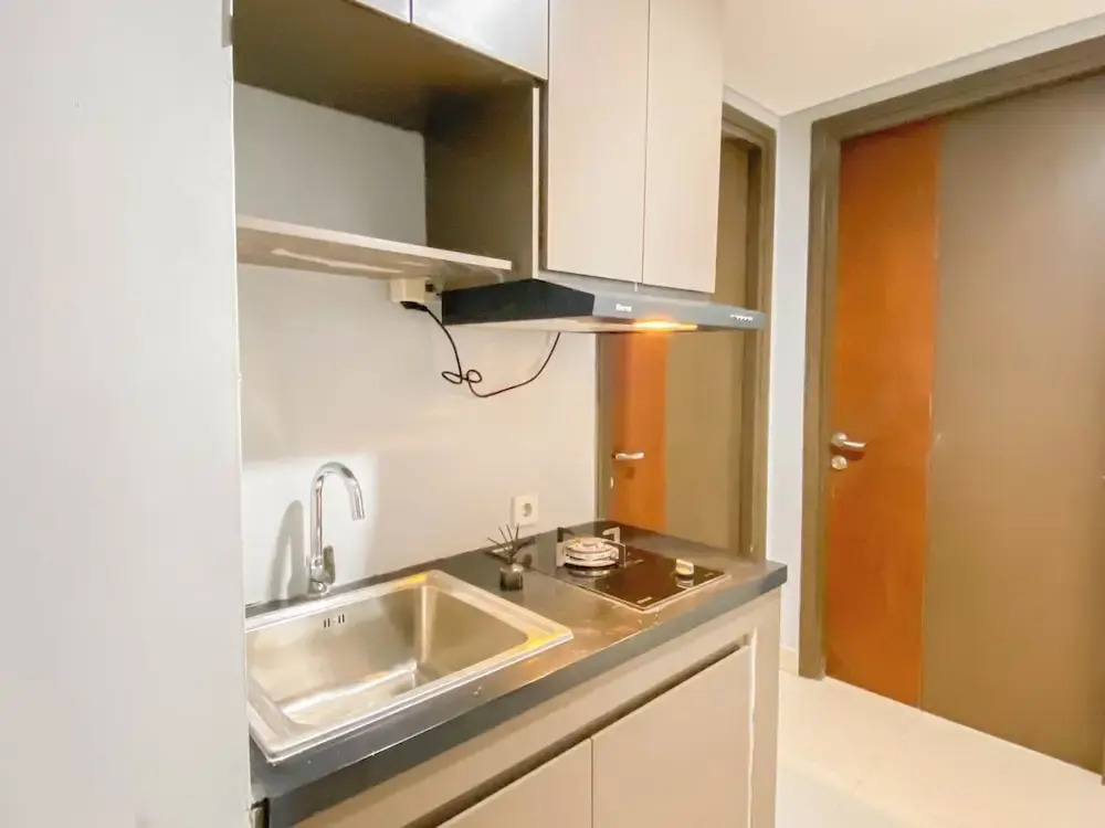 Simply Look And Best Deal 2BR at Pollux Chadstone Apartment