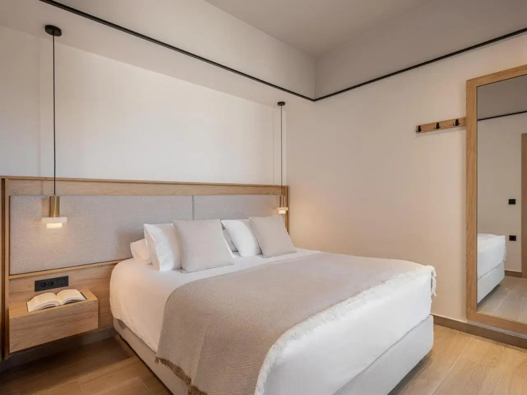 Alexia Beach Hotel