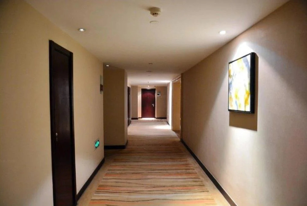 Xinbai Grand Hotel