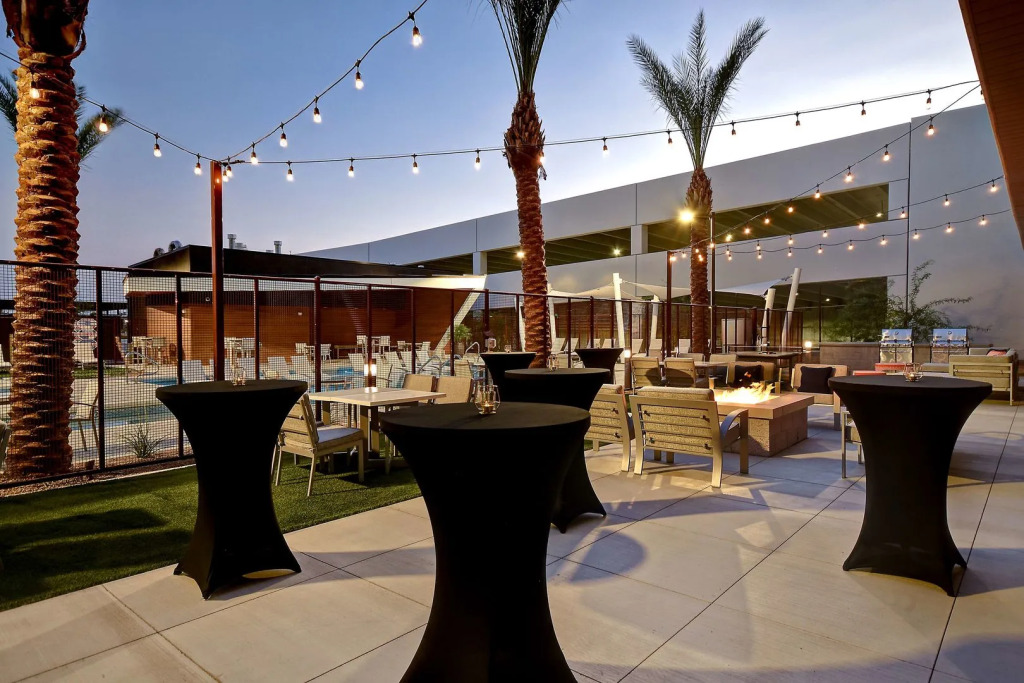 Hampton Inn & Suites Las Vegas Convention Center - No Resort Fee