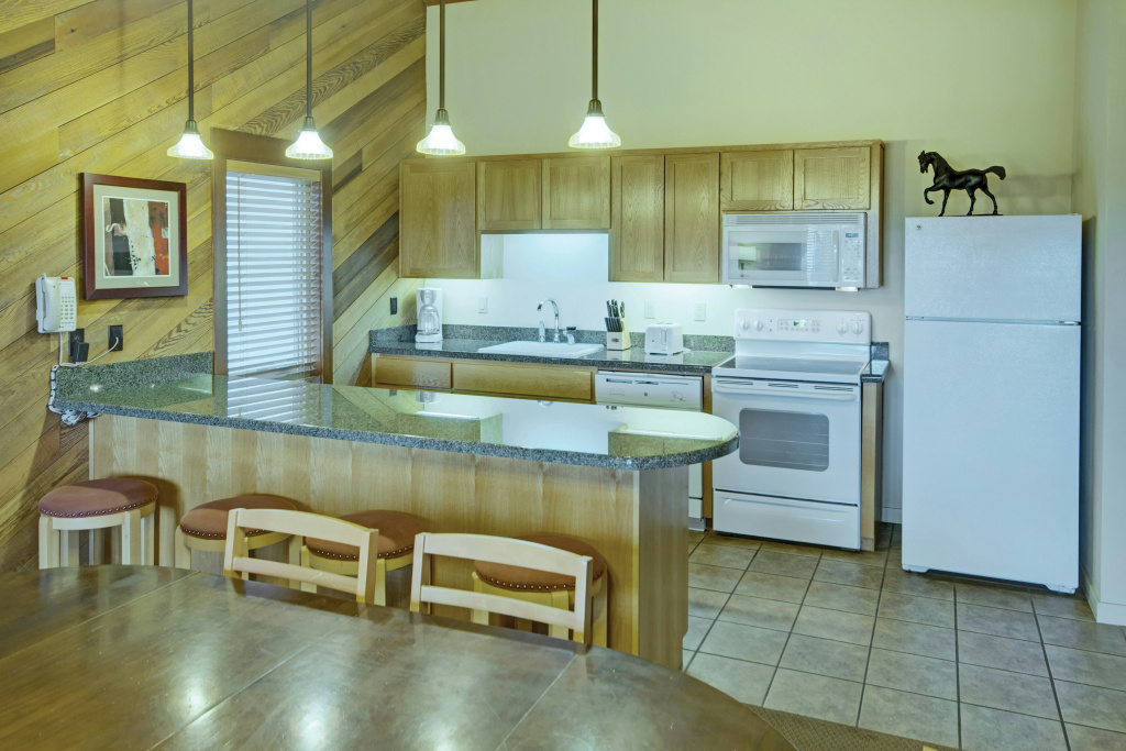 Seventh Mountain Resort