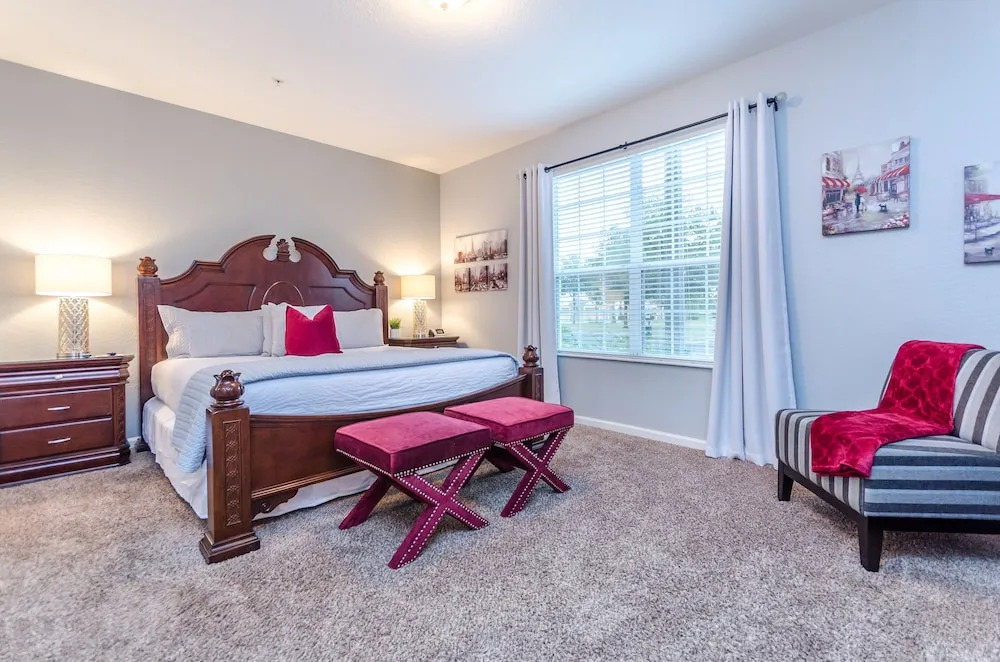 Spacious Condo in Vista Cay Resort LUXURY AWAITS