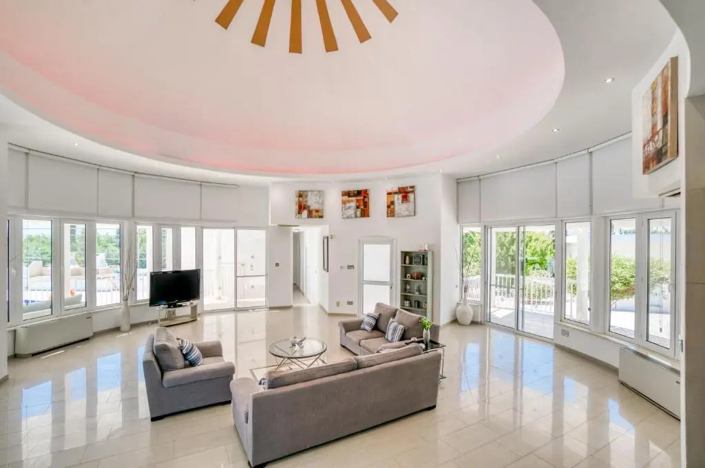 Villa Amelia by Ezoria Villas