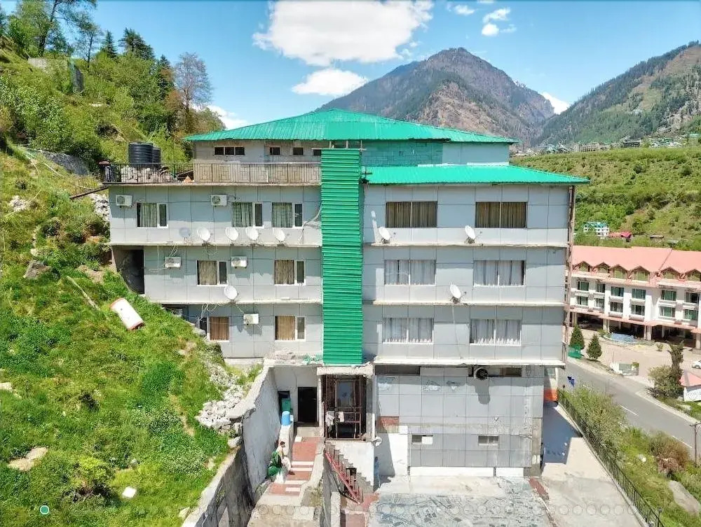Manali Valley Resort