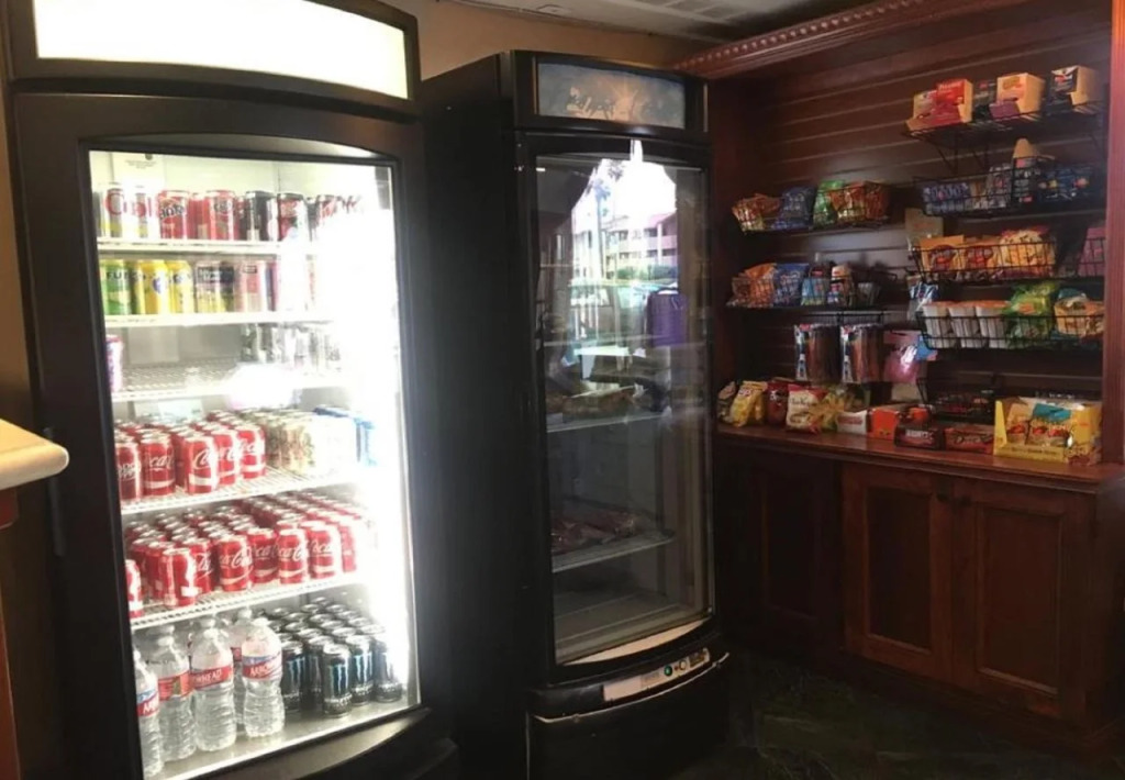 Folk Inn Ontario Airport