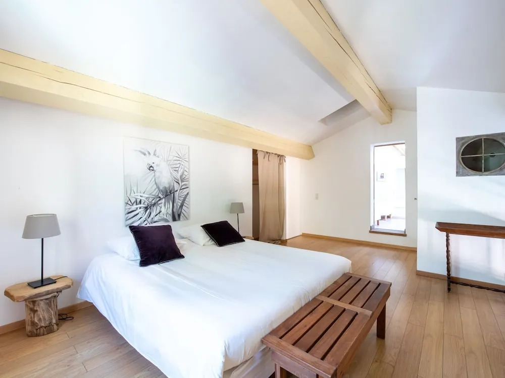 Spacious Holiday Home in La Croix Valmer With Private Pool