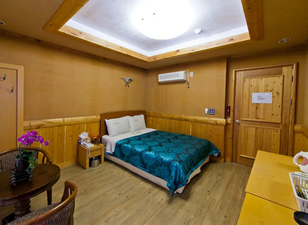 Drama Motel