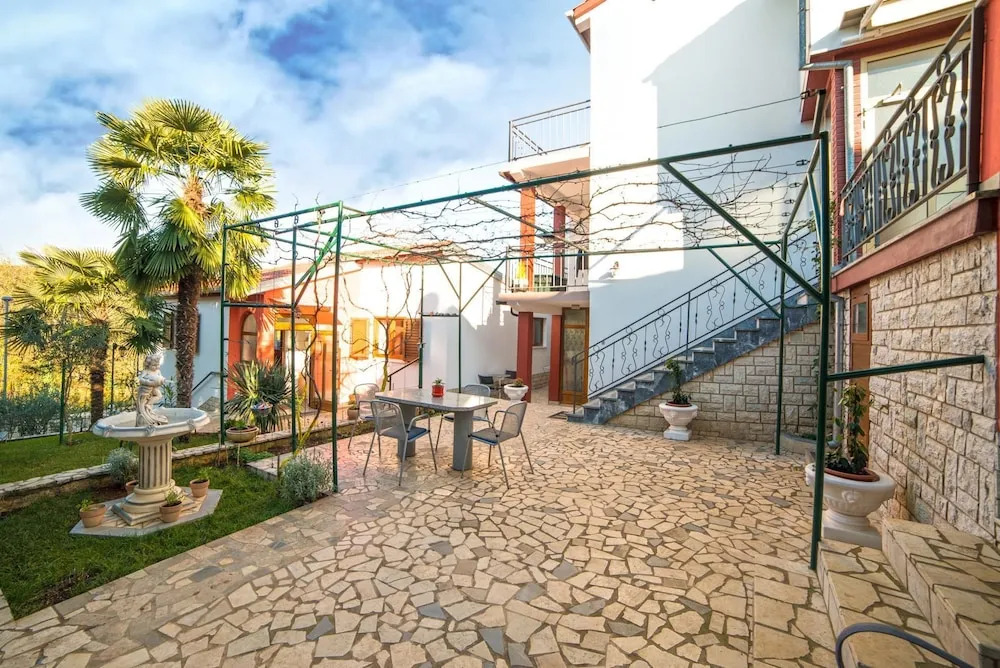 Apartments Joka 487