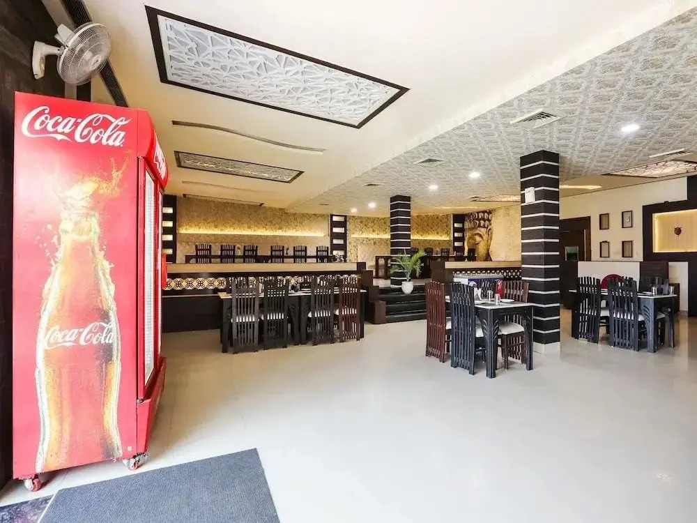 Hotel J7 International By OYO Rooms
