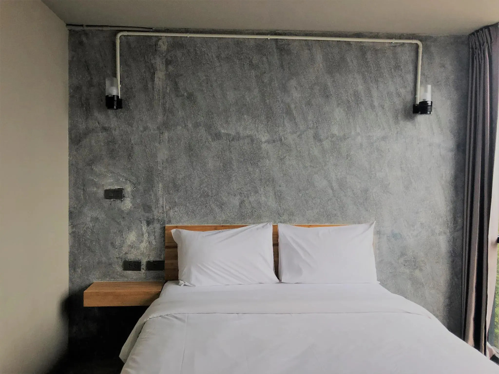 IZEN Budget Hotel & Residences (Plus)