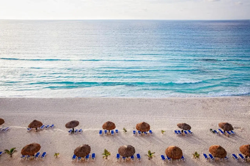 Holiday Inn Club Vacations The Royal Sands All Inclusive