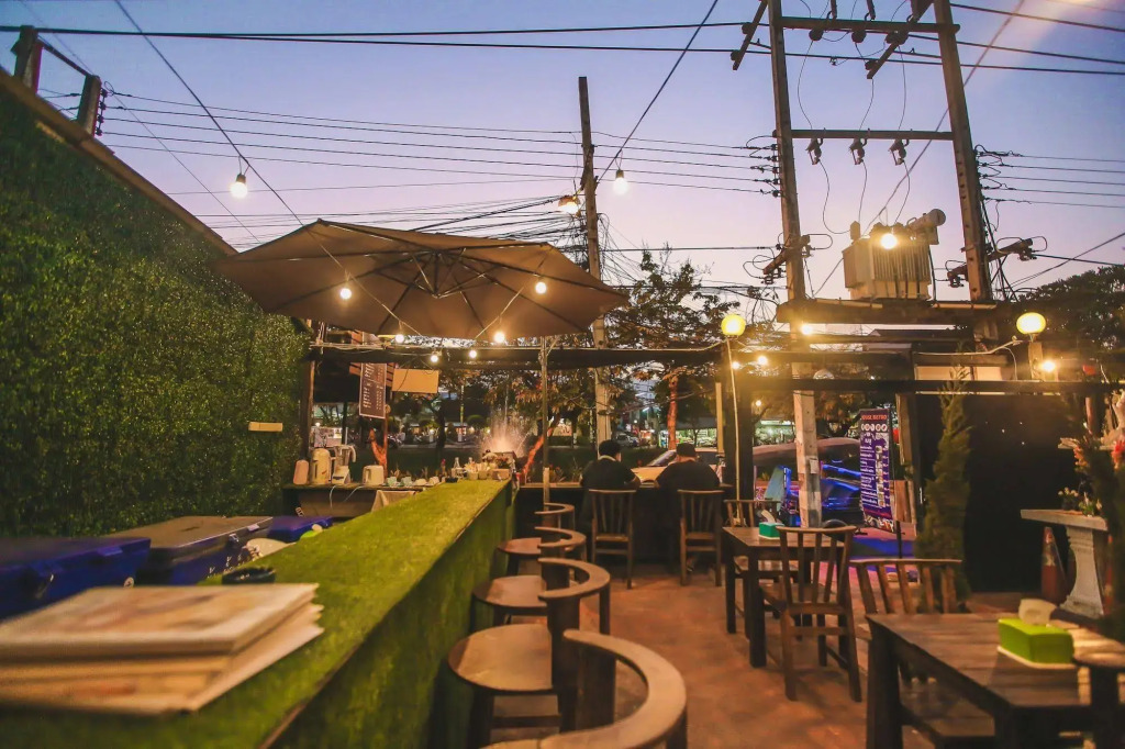 Phurida Hostel - Adults Only