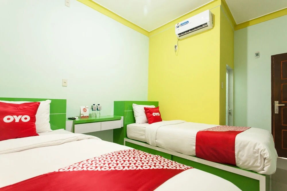 Dinda Residence by OYO Rooms