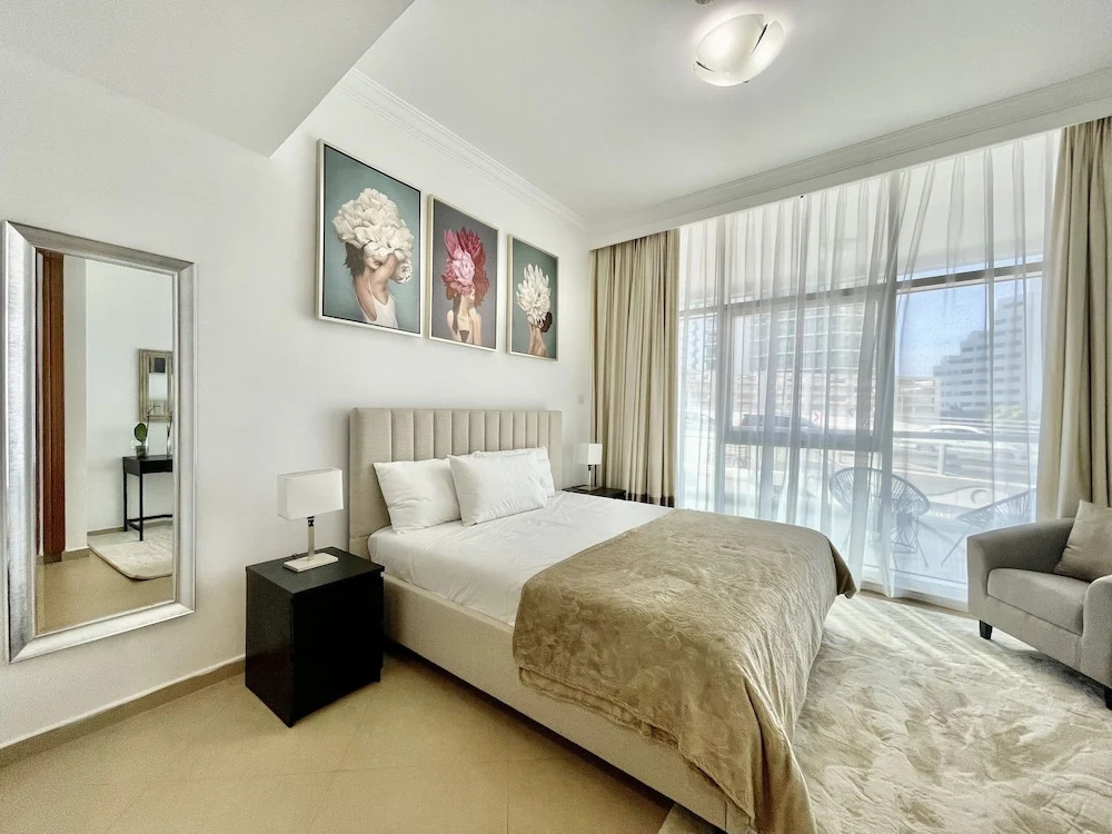 Stunning Apartment at Dora Bay Dubai Marina