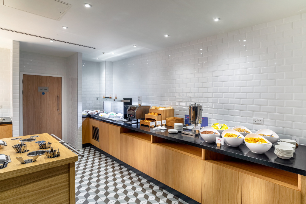 Holiday Inn Express - London Heathrow T4 by IHG