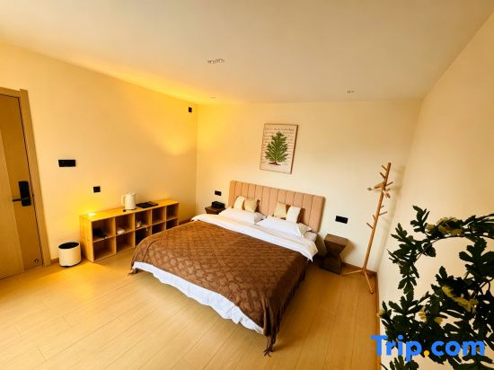 A Mountain Resort Inn