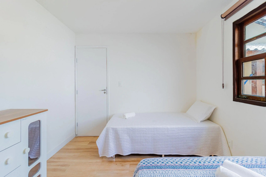 GB77 Ótima Casa 5 Quartos com Piscina e Churrasqueira - Guarajuba