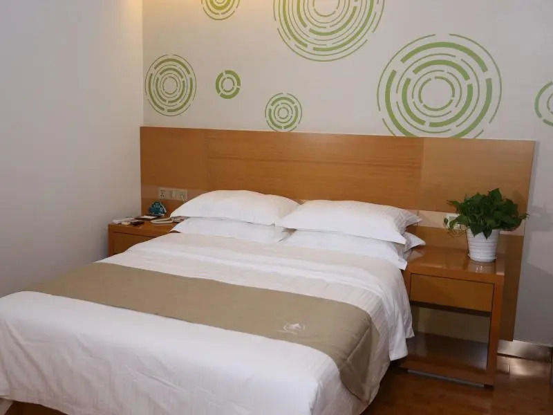 Greentree Inn Macheng Cultural Town Business Hotel