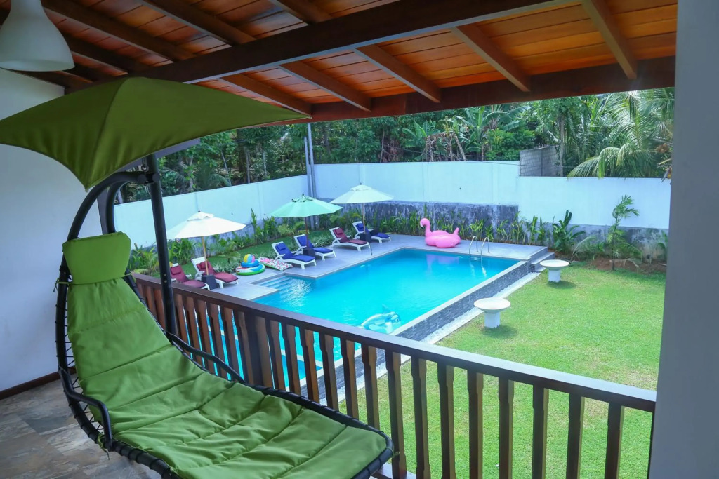 Super Spacious Amazing Private Holiday Villa 10 min to Hikkaduwa Beach