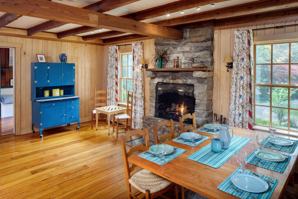Historic Boone Tavern