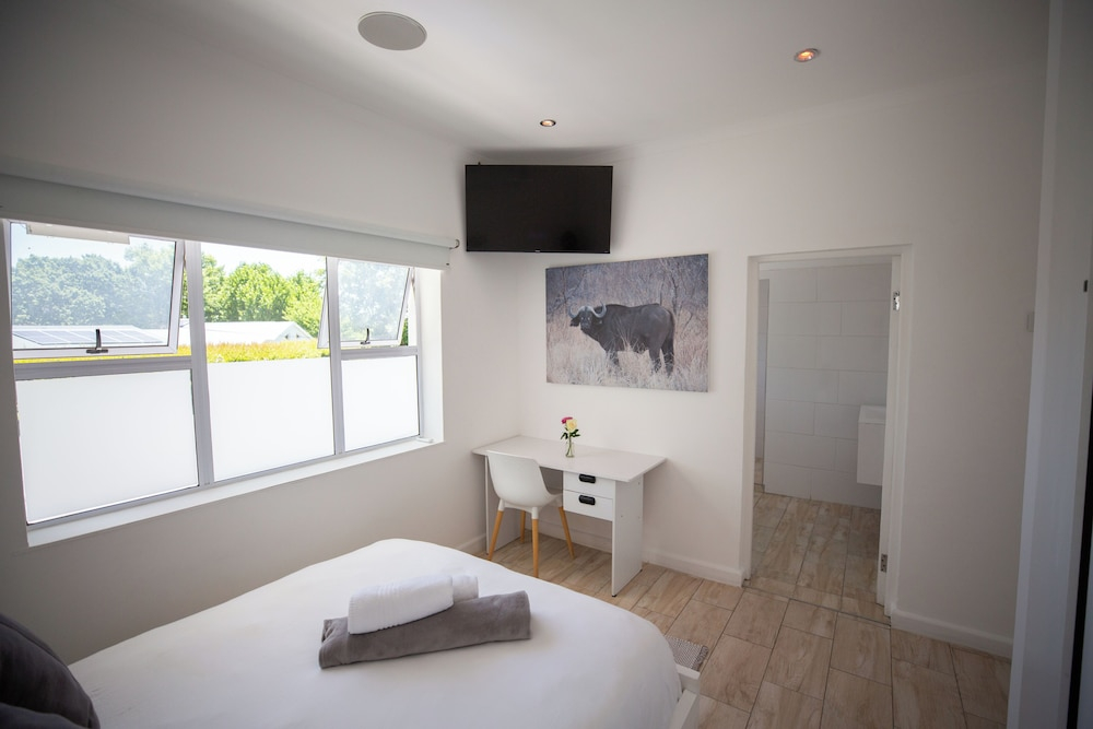 theLAB Luxury Backpackers